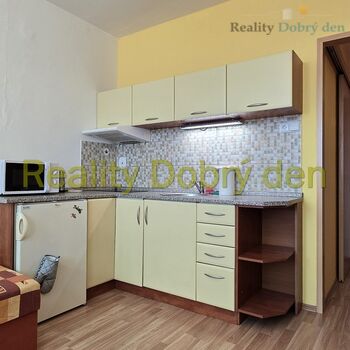 Pronájem 1+kk, Edvarda Beneše, Opava