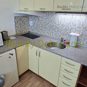 Pronájem 1+kk, Edvarda Beneše, Opava