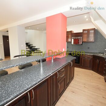 Pronájem mezonetu s terasou, Bochenkova, Opava