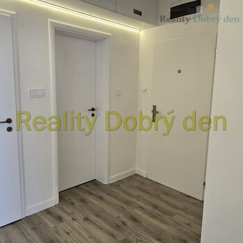 Pronájem 2+1, cihla, Sadová, Opava